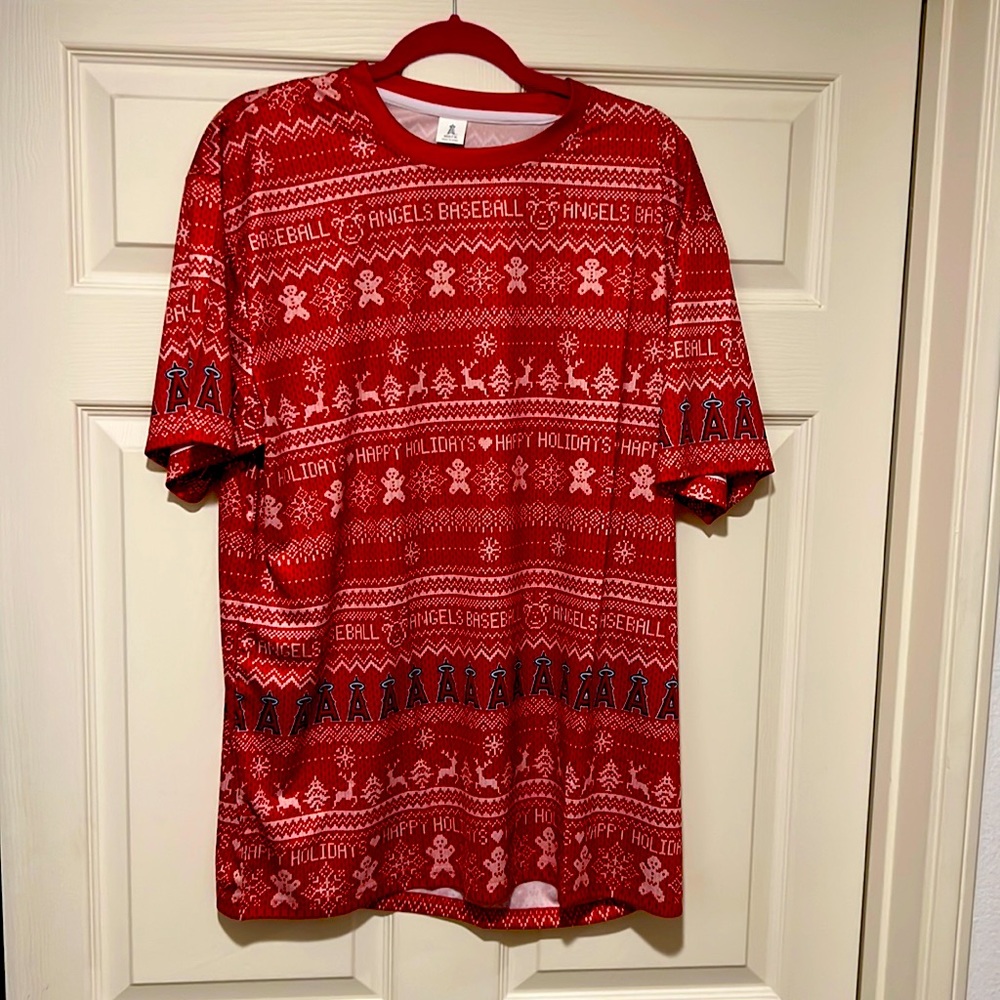 Anaheim Angels MLB holiday t-shirt Men’s size XL NWOT
